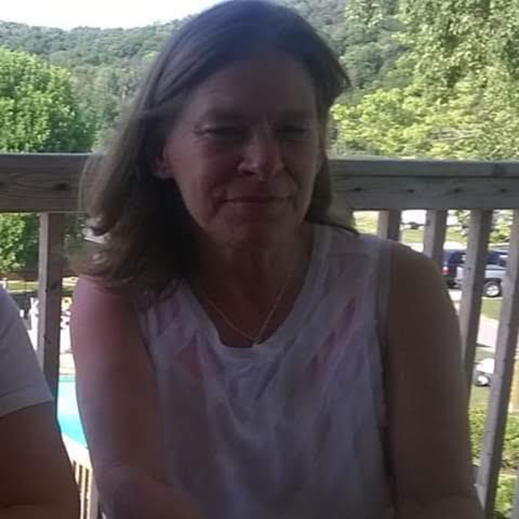 Meet your Posher, Debbie - Picture 1 of 1